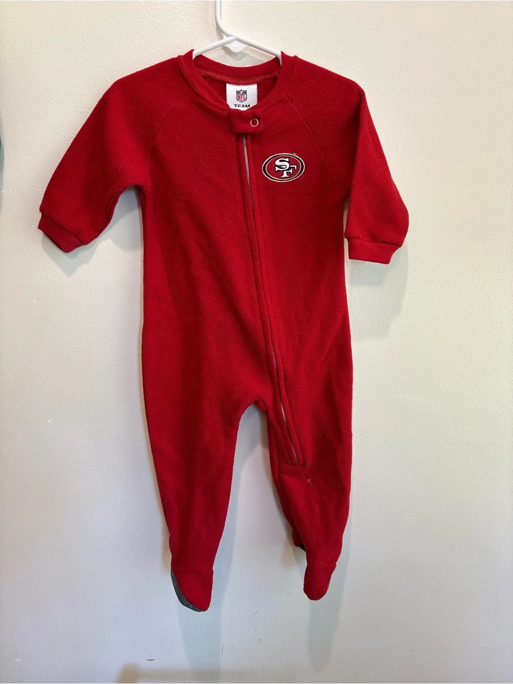 NFL San Francisco 49ers Red Infant One-Piece Sleep and Play Zipper 6-9 month